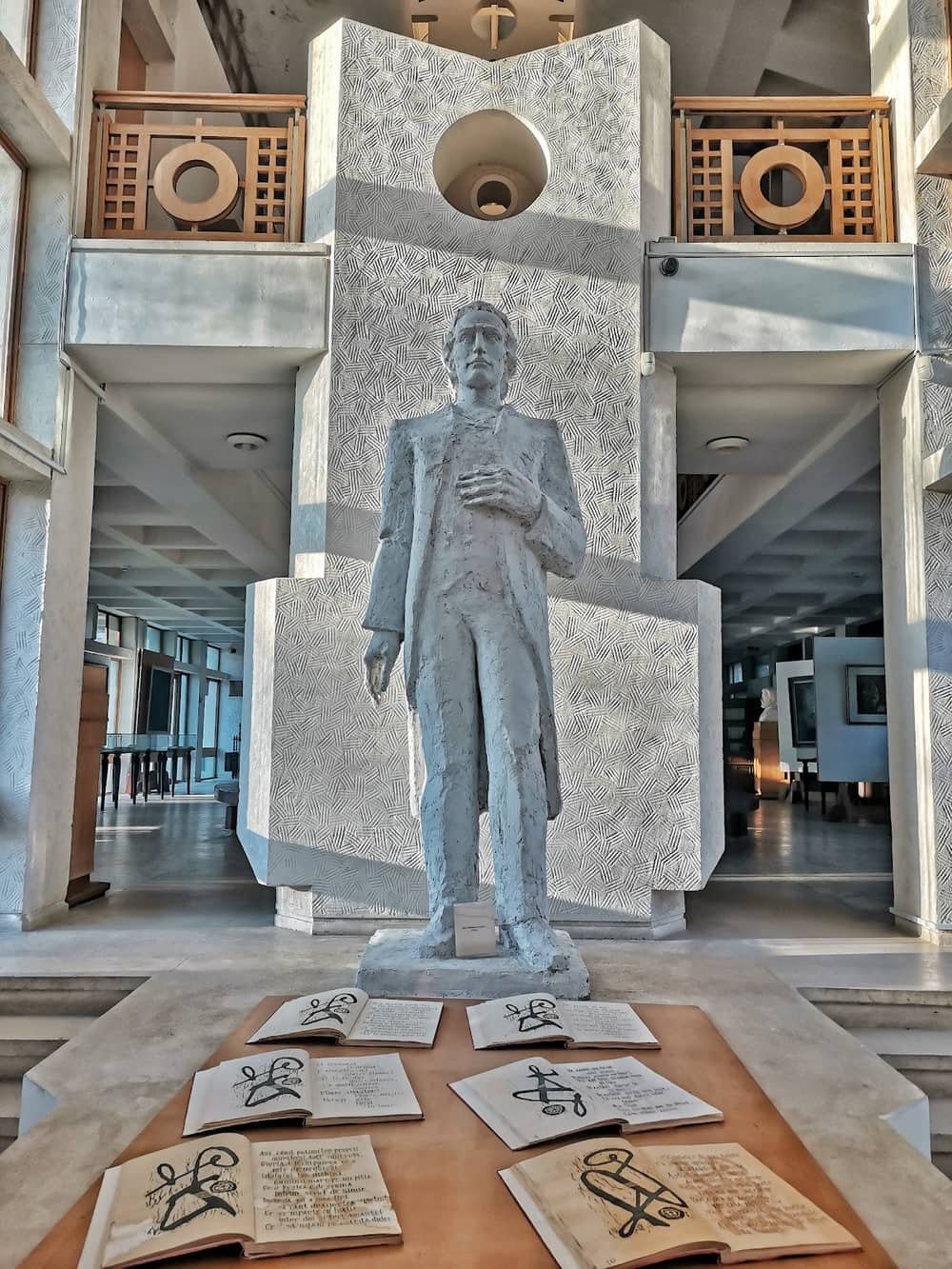 Muzeul Mihai Eminescu — 2
