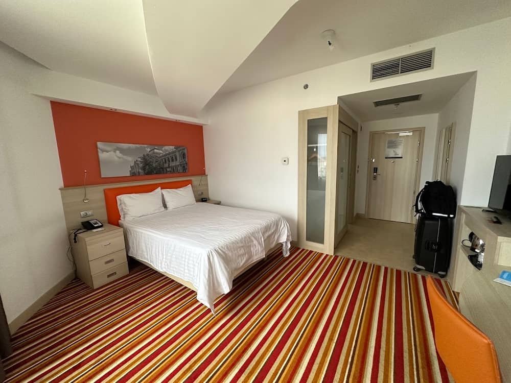 Hampton by Hilton Iasi — 2