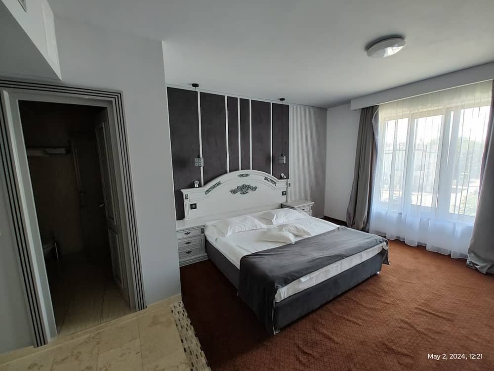 Hotel Eden — 2