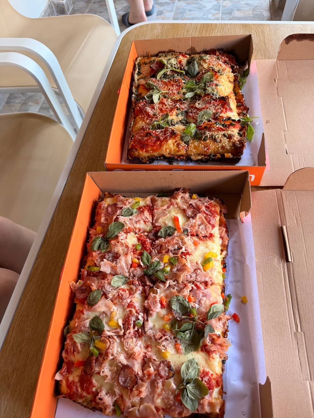 Fricoopan pizza Detroit style — 2